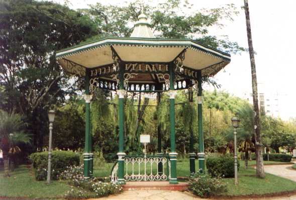 Caxambu - Minas Gerais - Foto: ABN News/J.H. de Oliveira Junior - Desde 1924: Agencia Brasileira de Noticias - Brazilian News Agency [Since 1924]