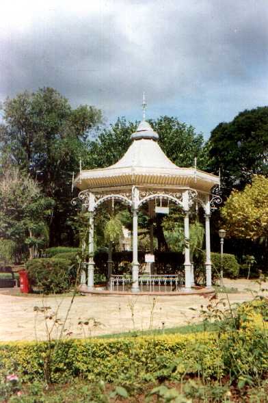 Parque das �guas - Fonte Duque de Saxe - Caxambu - Minas Gerais - Foto: ABN News/J.H. de Oliveira Junior - Desde 1924: Agencia Brasileira de Noticias - Brazilian News Agency [Since 1924]