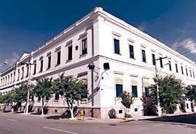 paleceh_fach_caxambu.jpg (11200 bytes)