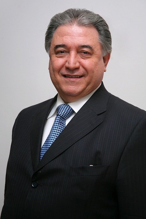  Rui Manuel Oliveira