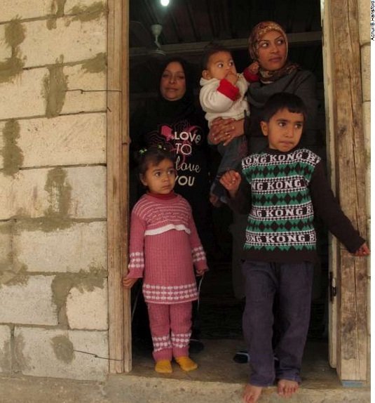 Família Síria Refugiada no Sul do Líbano