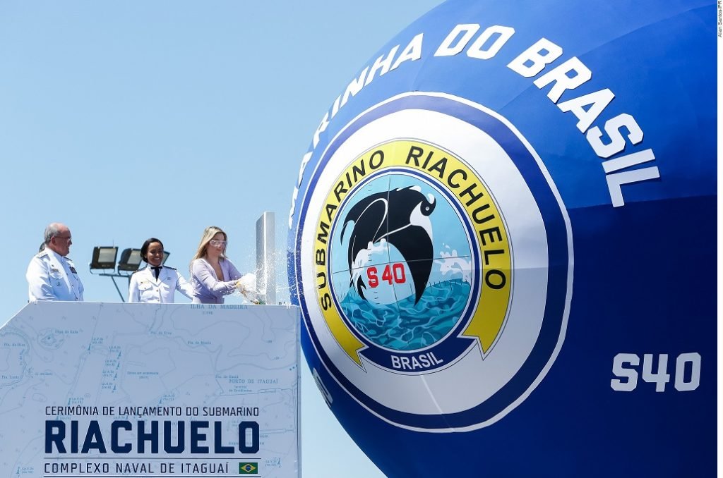 Marcela Temer batiza o Submarino Riachuelo